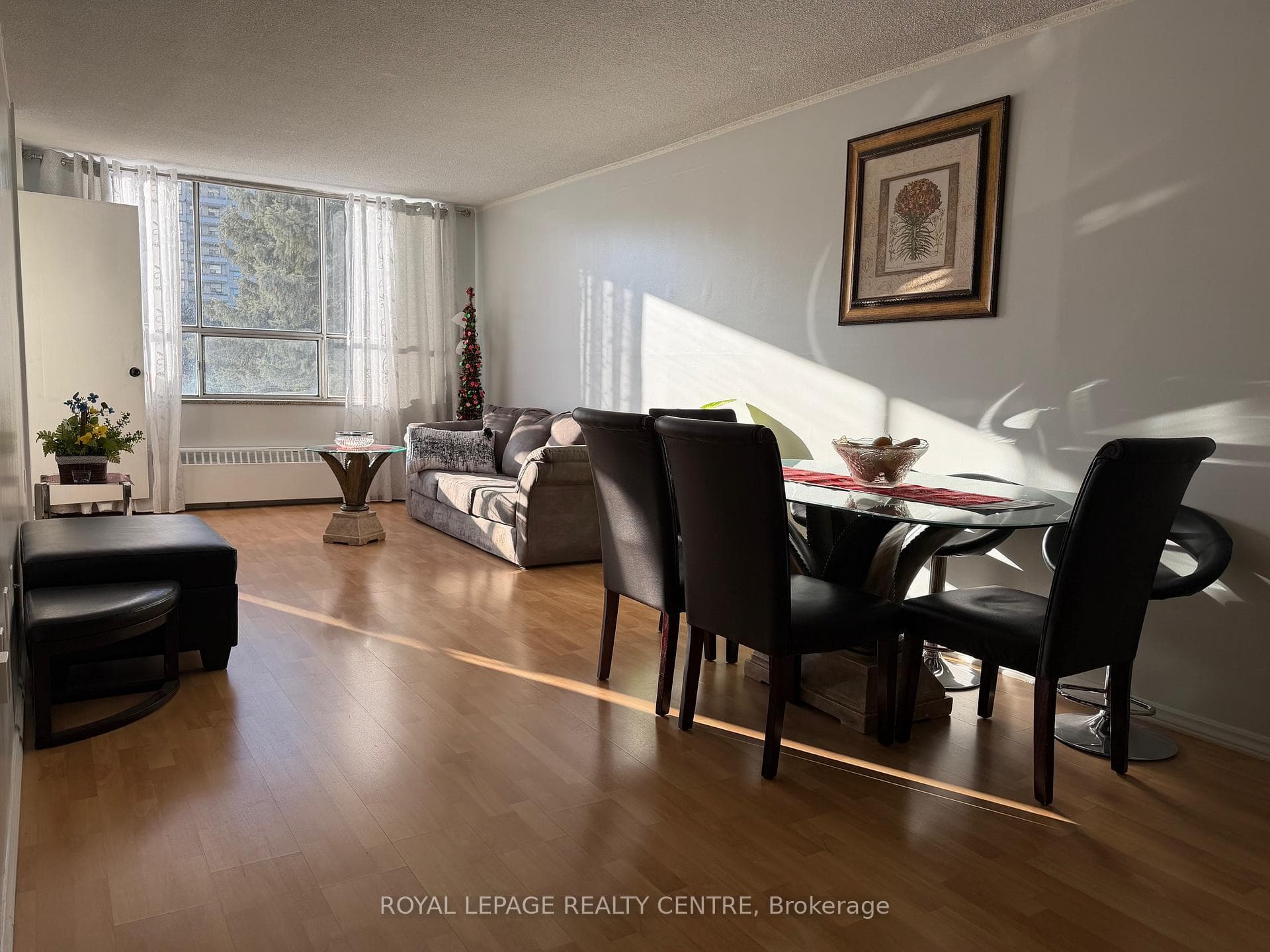 340 Dixon Road Unit 209, Toronto W09