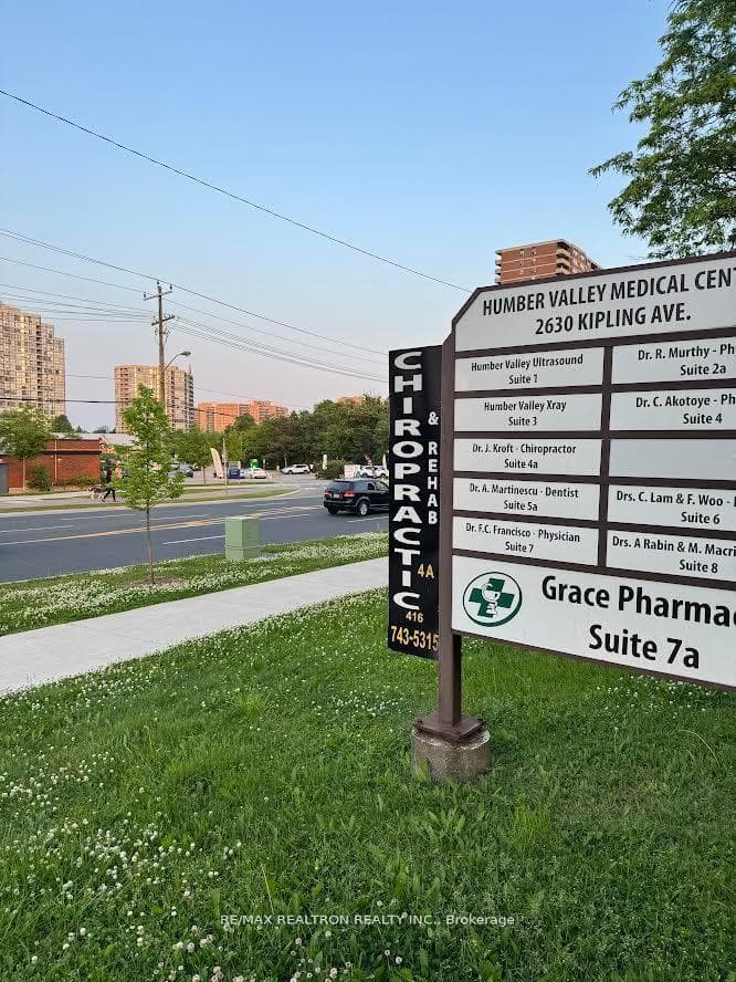 2630 Kipling Avenue Unit 1, Etobicoke (West Mall / Rexdale), ON M9V 4B9 - Photo 1