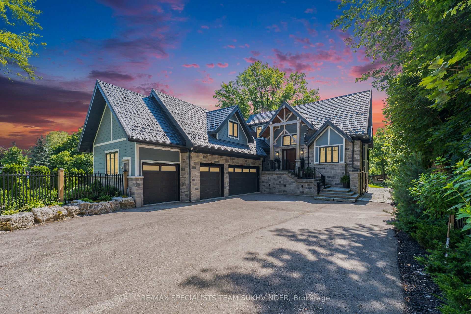 131 King Street, Caledon