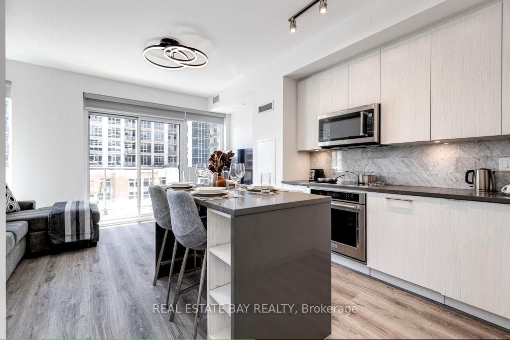 38 Iannuzzi Street Unit 512, Downtown Toronto / Waterfront, ON M5V 0S2 - Photo 1