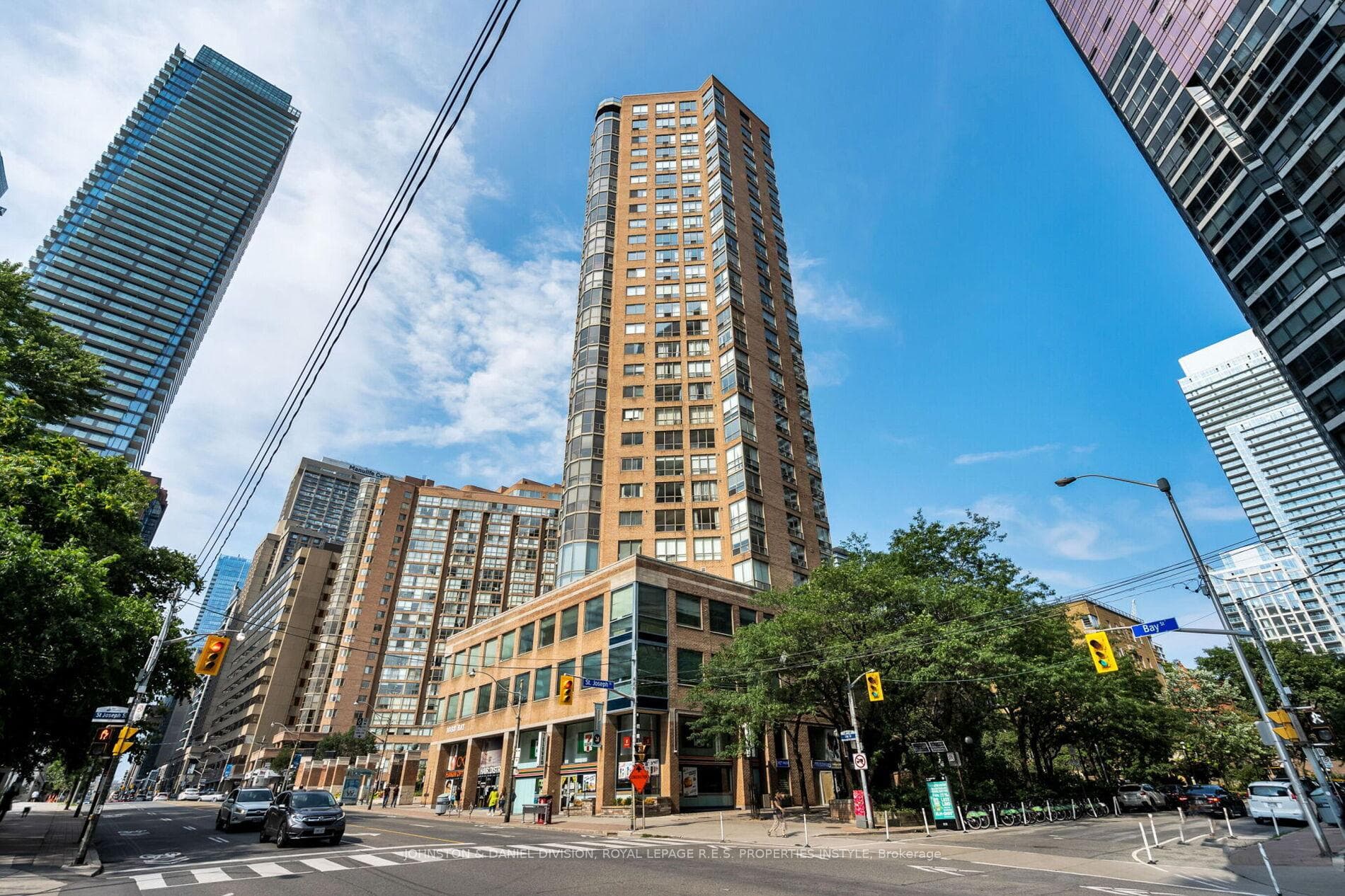 44 St. Joseph Street Unit PH10, Downtown Toronto / Waterfront, ON M4Y 2W4 - Photo 1