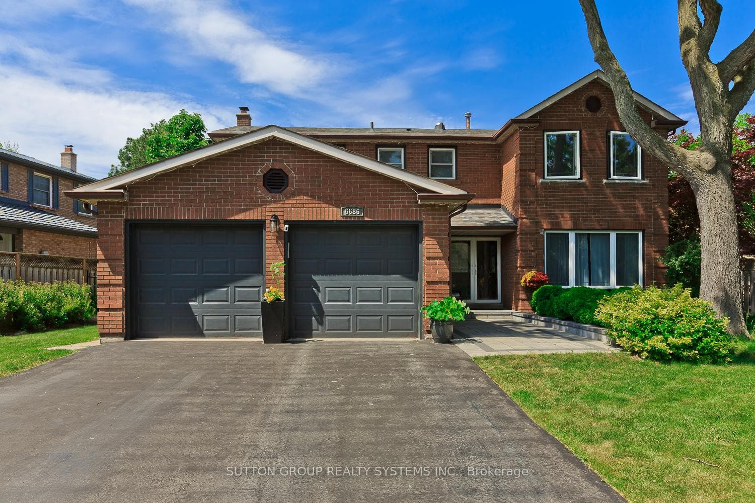 6686 Barrisdale Drive, Mississauga, ON L5N 2H3 - Photo 1
