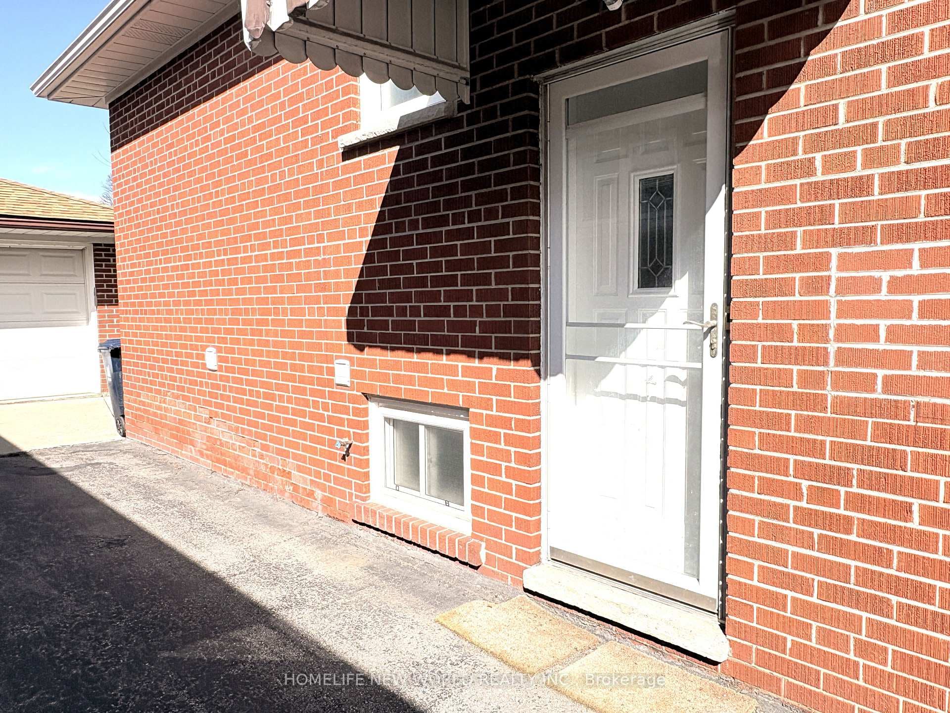 98 Newton Drive Unit Basement, Willowdale / Newtonbrook, ON M2M 2N1 - Photo 1