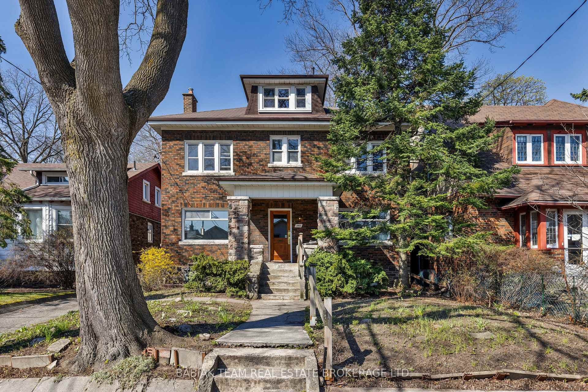 348 Runnymede Road, Toronto W02