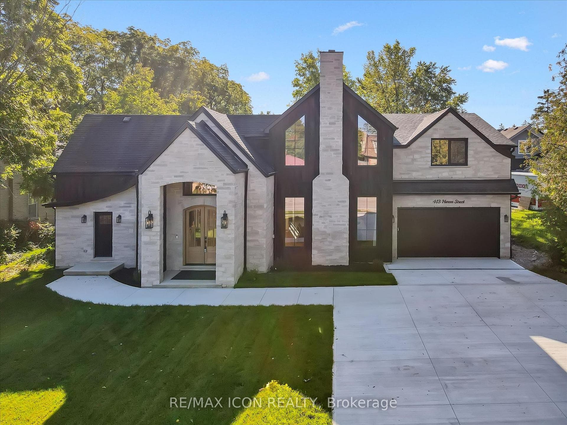 413 Huron Street, Wilmot, ON N3A 1K5 - Photo 1