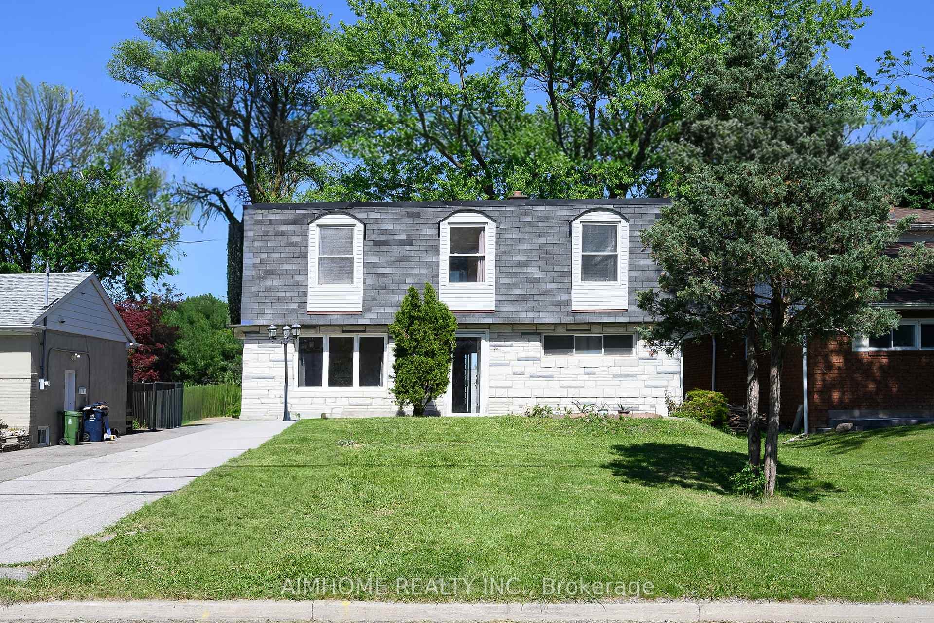 49 Bellefontaine Street, Scarborough Village / Eglinton East, ON M1S 1J6 - Photo 1