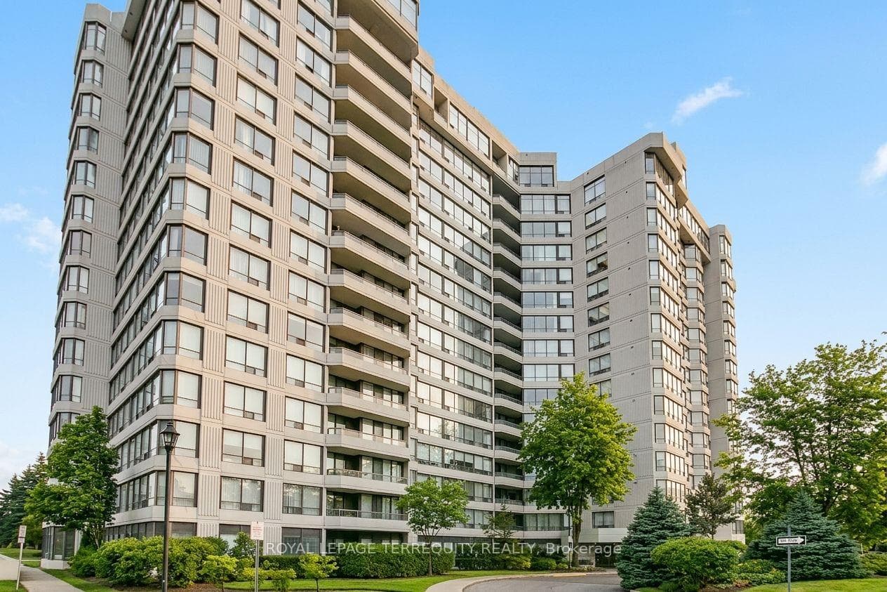 1131 Steeles Avenue Unit 105, Thornhill / Willowdale, ON M2R 3W8 - Photo 1
