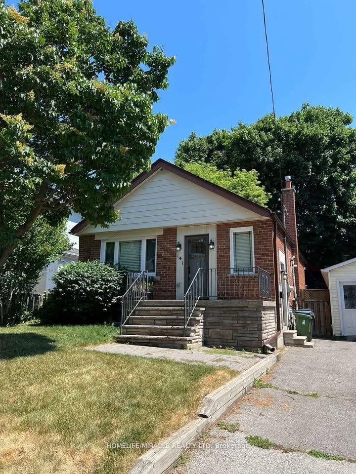 141 Bexhill Avenue, Dorset Park / Kennedy Park, ON M1L 3C5 - Photo 1