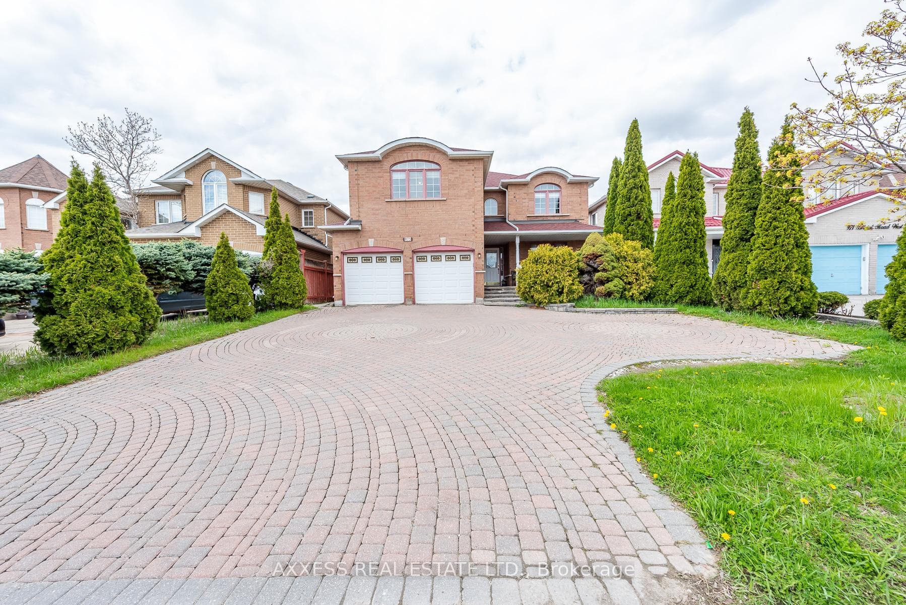 975 Bristol Road, Mississauga