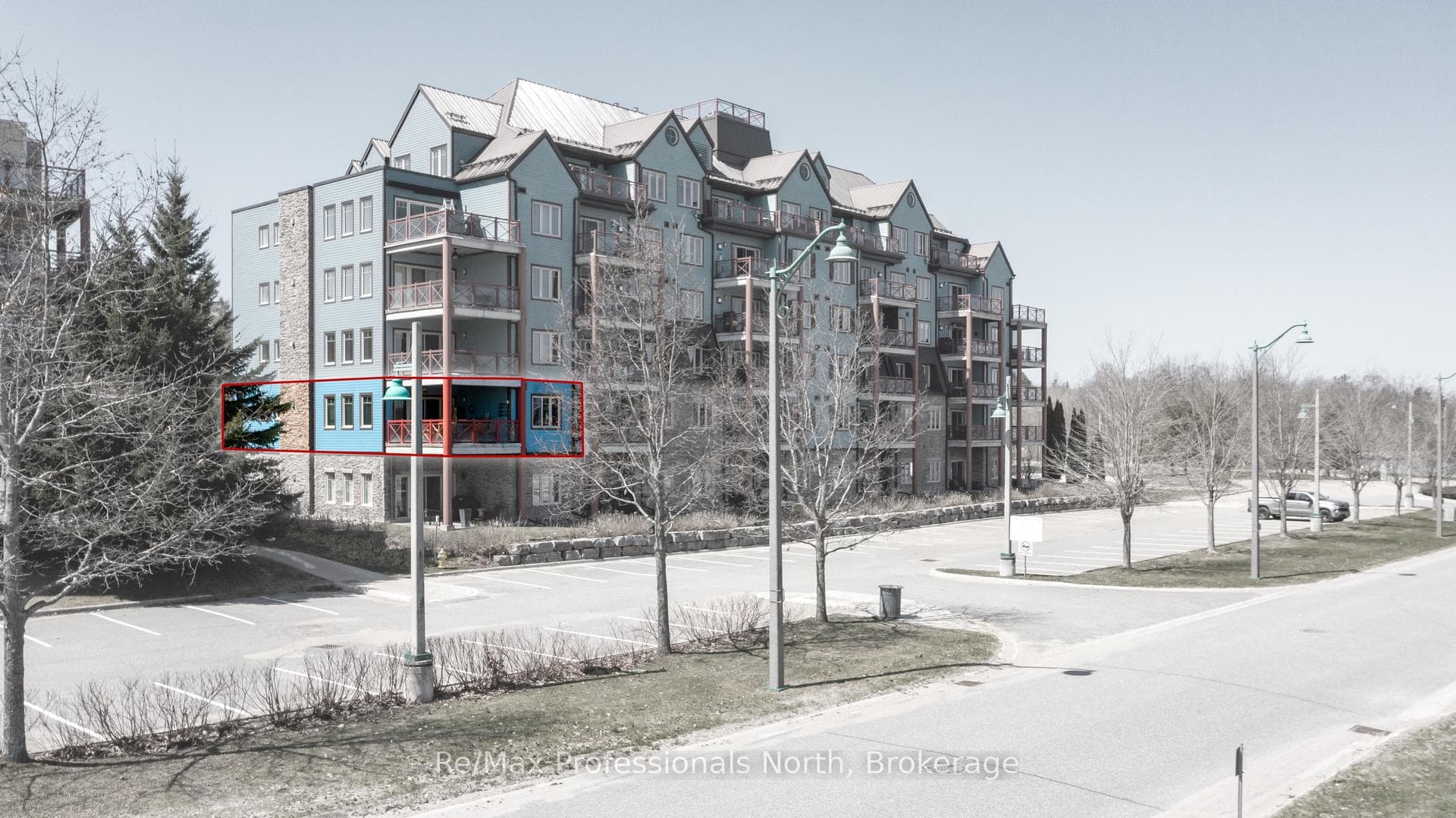 130 Steamship Bay Road Unit 207, Gravenhurst
