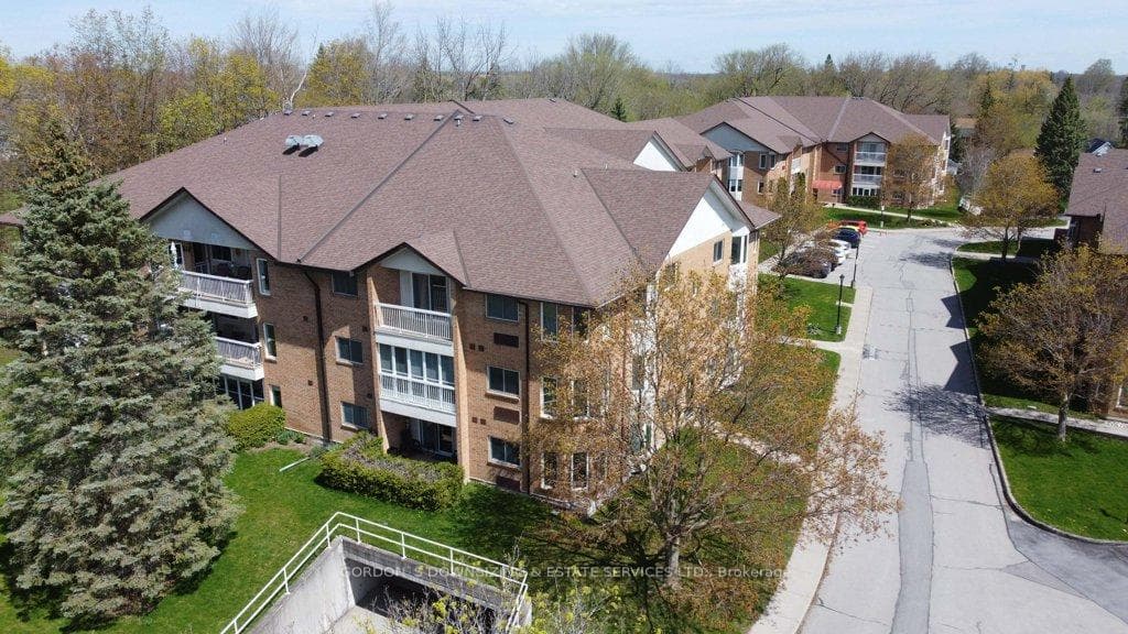 8 Talbot Street Unit 311, Prince Edward County