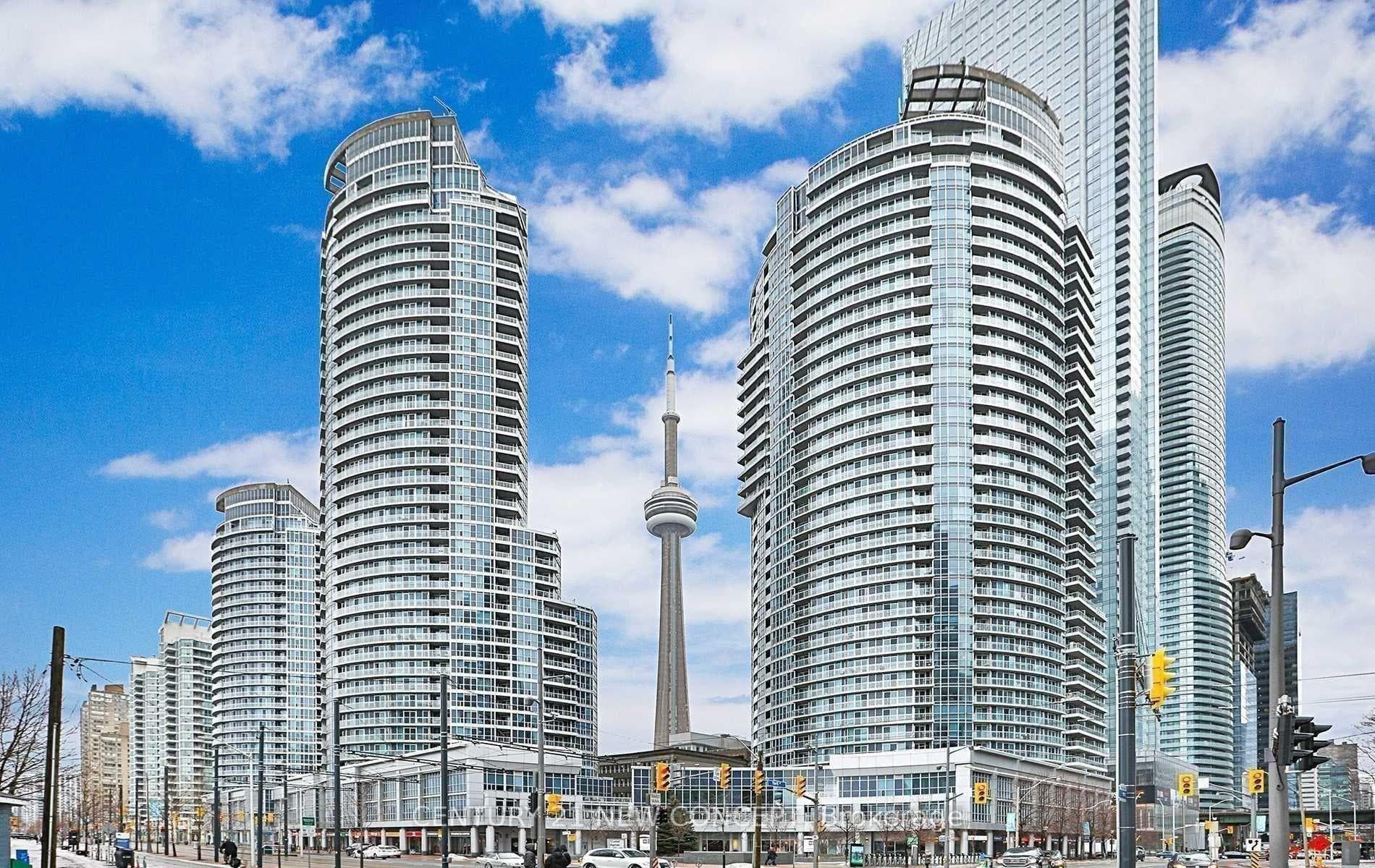 208 Queens Quay Unit 1612, Toronto C01
