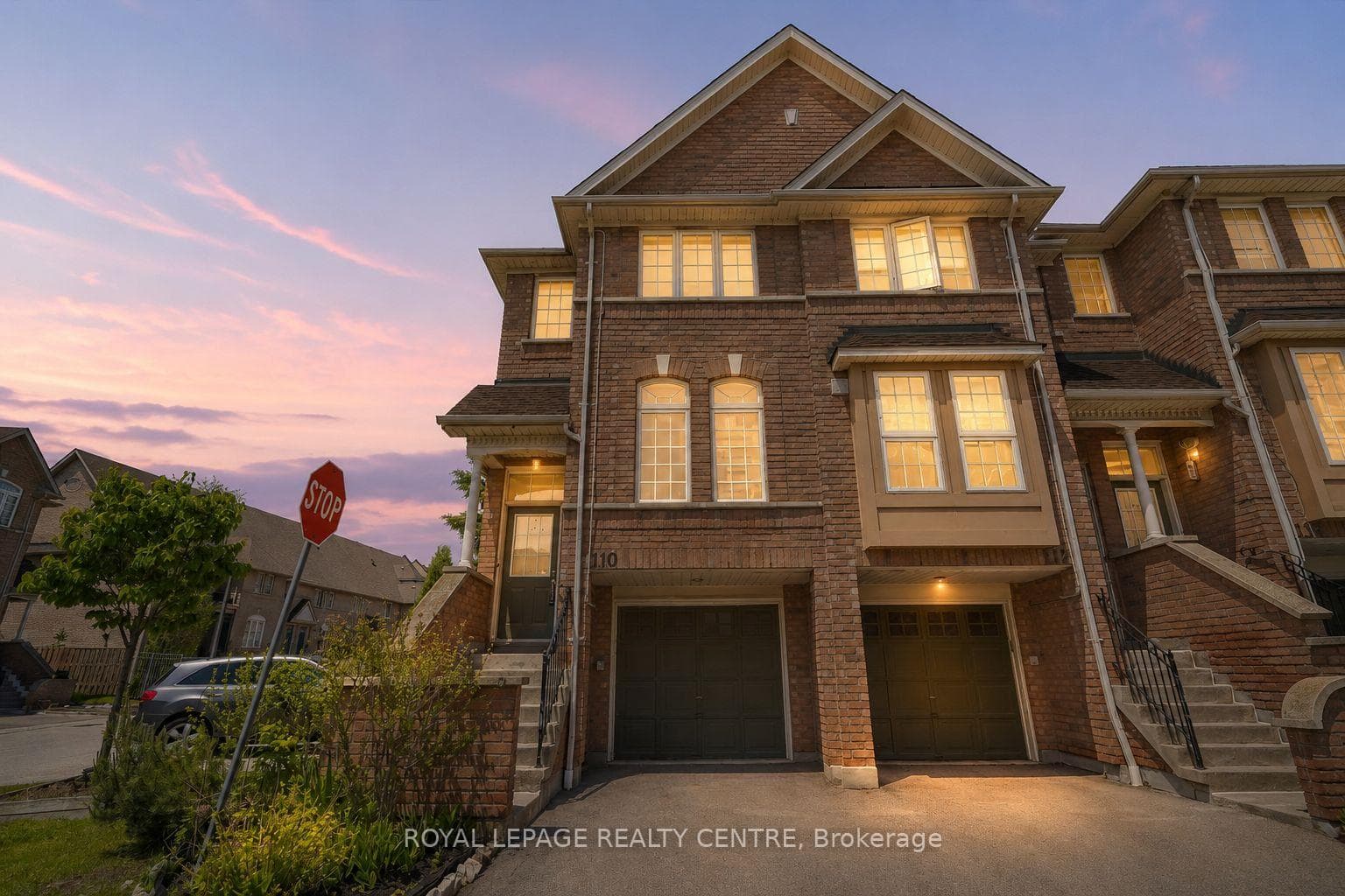 50 Strathaven Drive Unit 110, Mississauga, ON L5R 4E7 - Photo 1