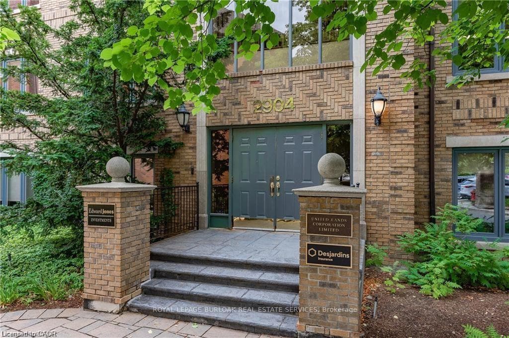 2904 South Sheridan Way Unit 301A, Oakville, ON L6J 7L7 - Photo 1