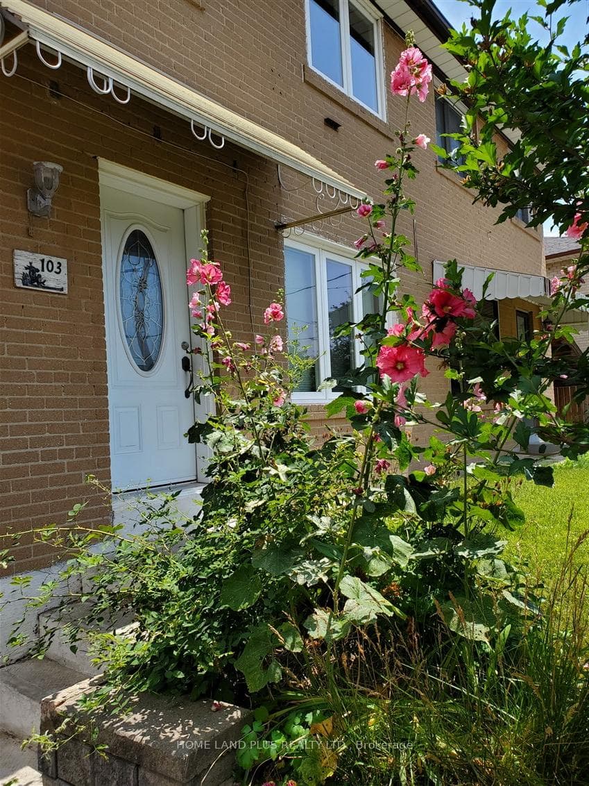 103 Bergen Road, Dorset Park / Kennedy Park, ON M1P 1S3 - Photo 1