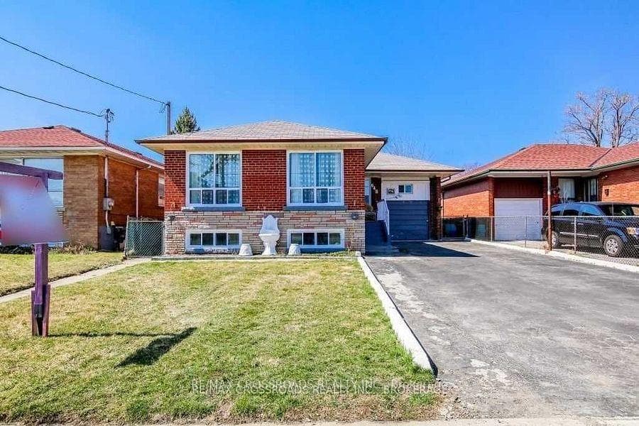 648 Brimley Road, Scarborough (West Hill / Highland Creek), ON M1J 1B9 - Photo 1