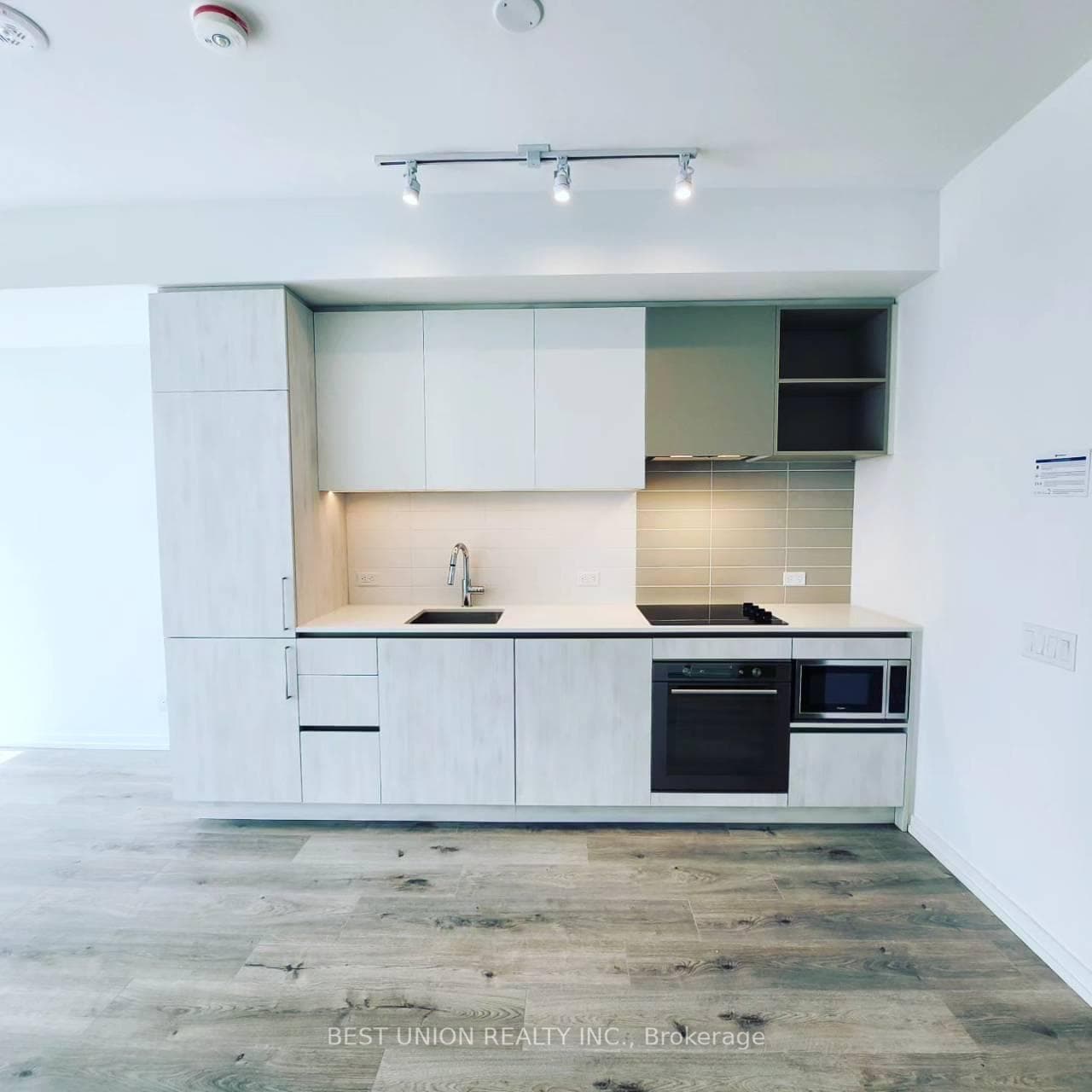 7890 Jane Street Unit 2603, Vaughan