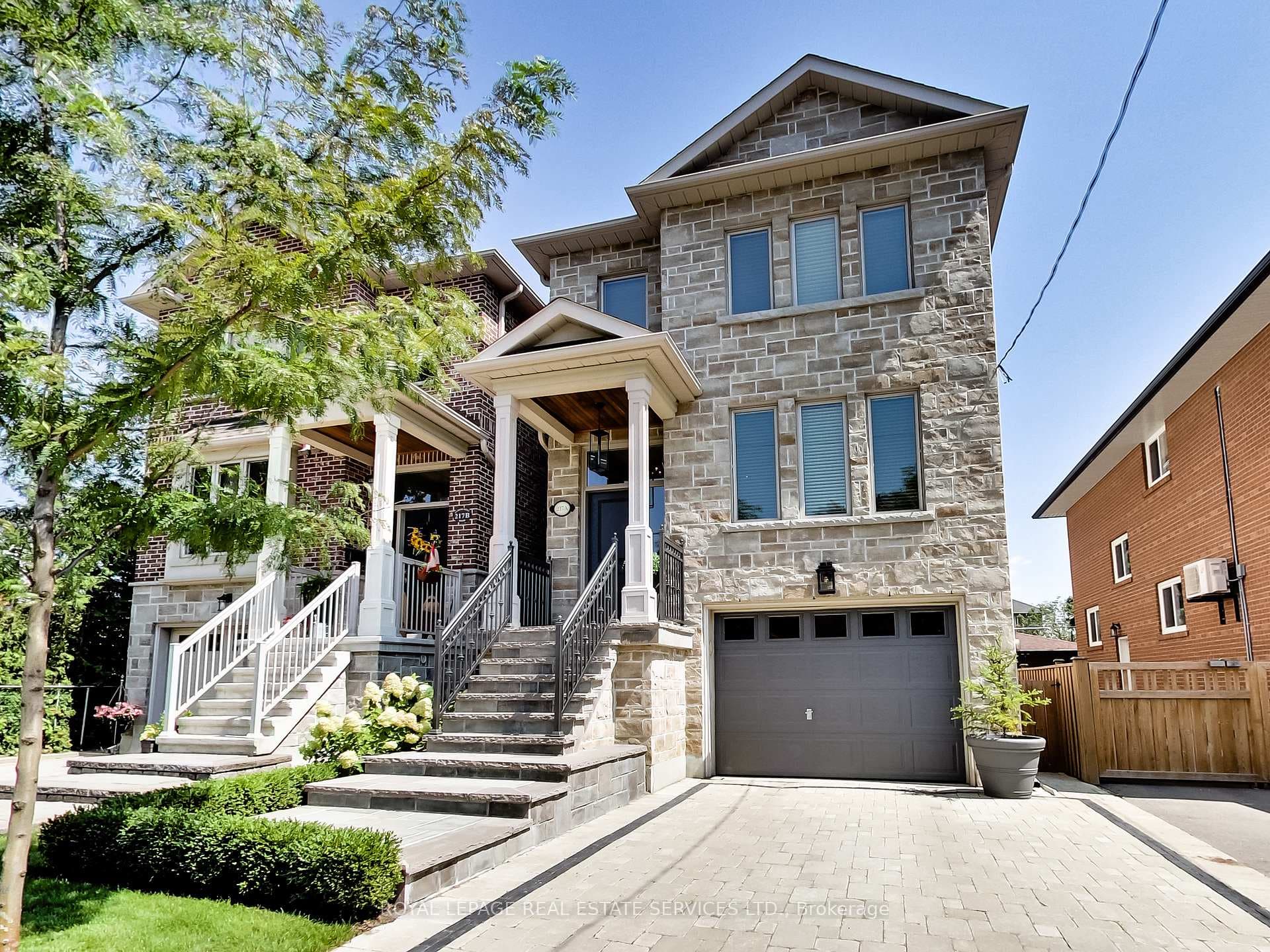 217A Aldercrest Road, Liberty Village / Parkdale / South Parkdale, ON M8W 4J5 - Photo 1