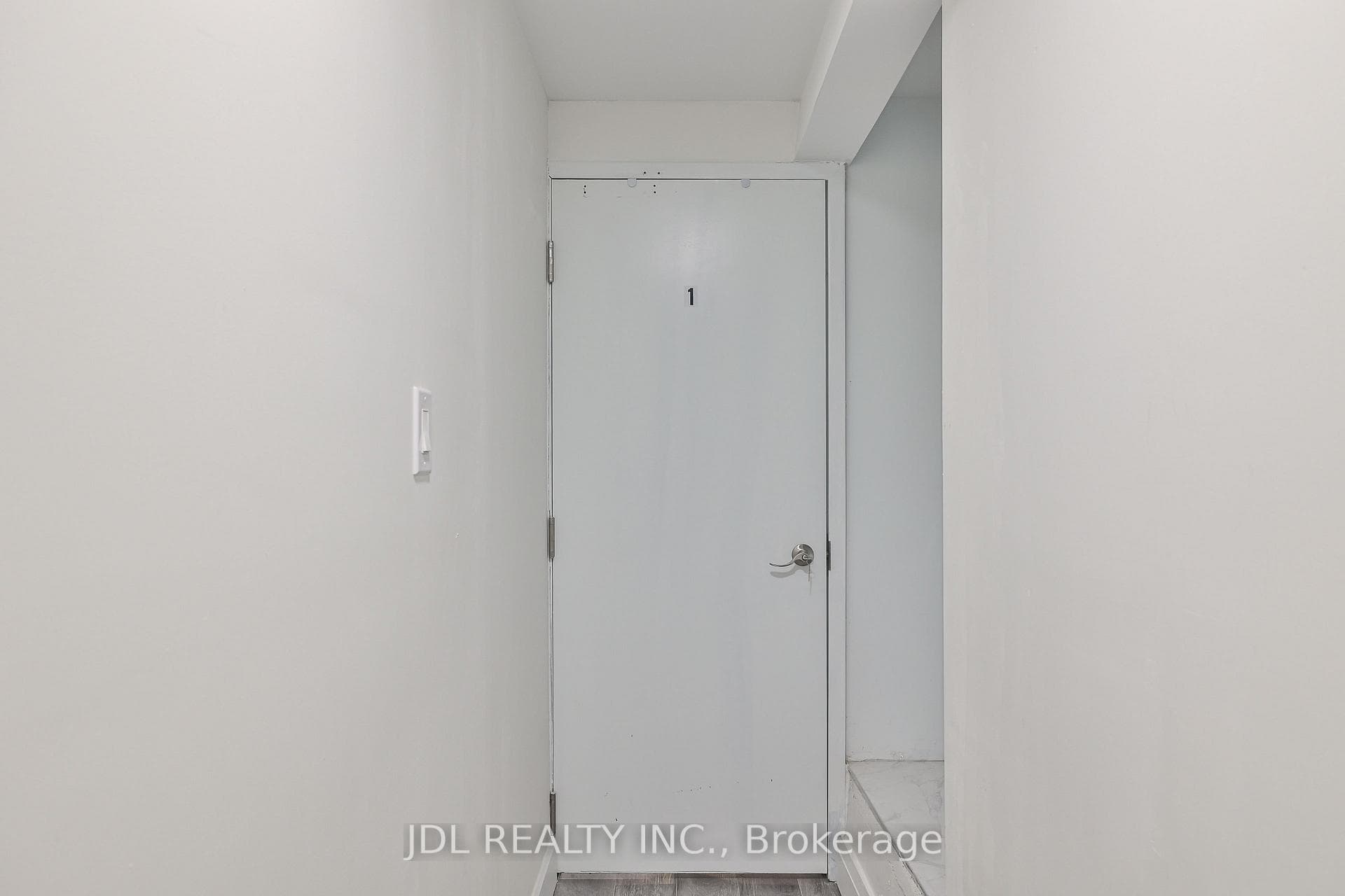 5 Sorauren Avenue Unit 1, High Park / Junction / Roncesvalles, ON M6R 2C6 - Photo 1
