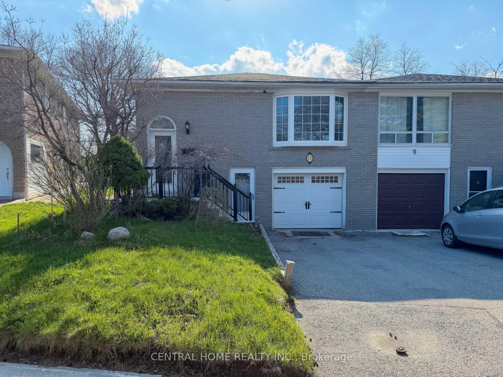 11 Tineta Crescent Unit Main, Agincourt / Milliken, ON M1S 2Y5 - Photo 1