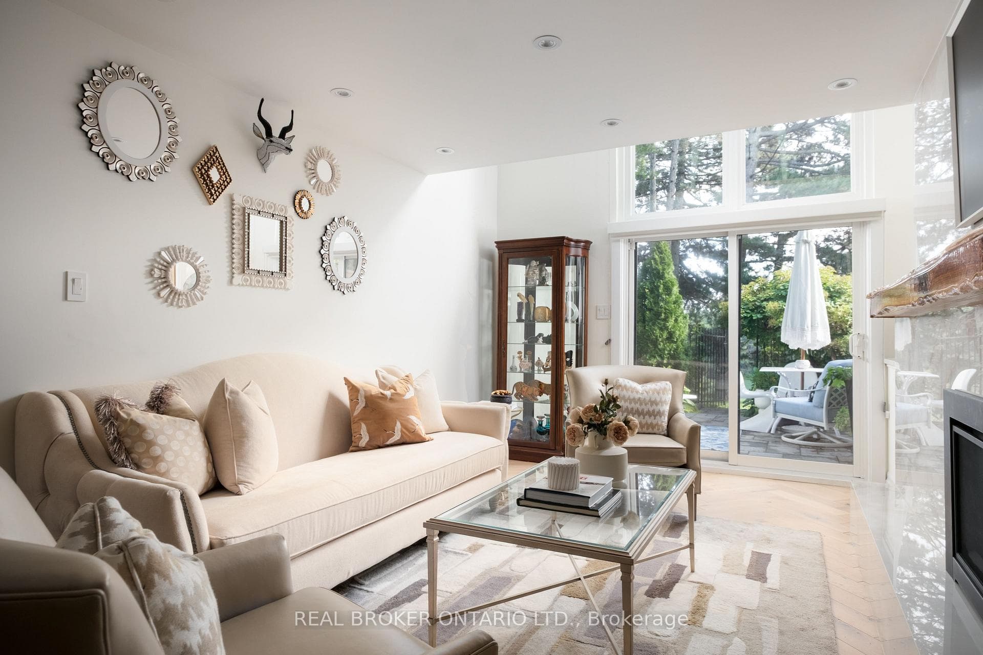 187 Sherwood Avenue Unit B, Leaside / Davisville, ON M4P 2A9 - Photo 1