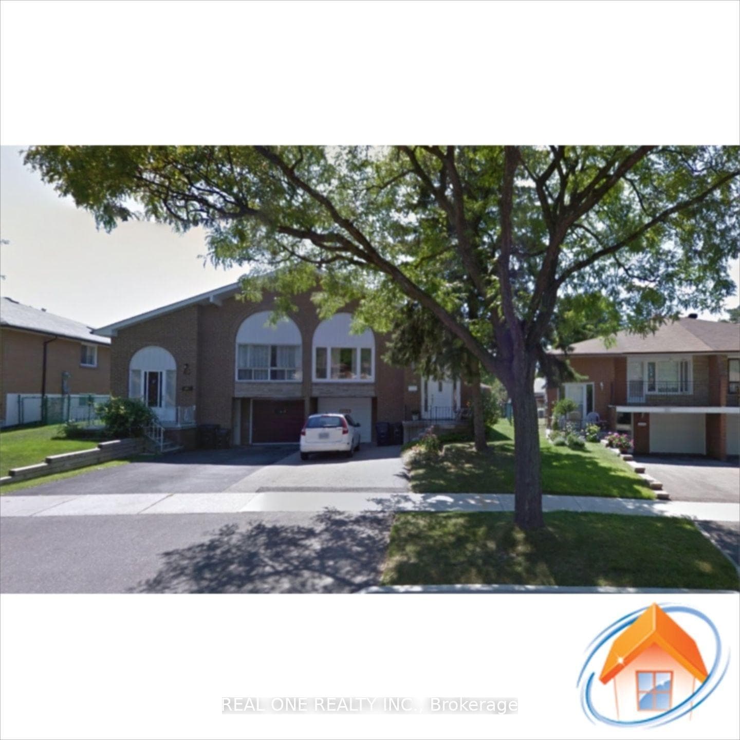 20 Mallaby Road Unit #C, Hillcrest Village / Bayview Village, ON M2H 1P3 - Photo 1
