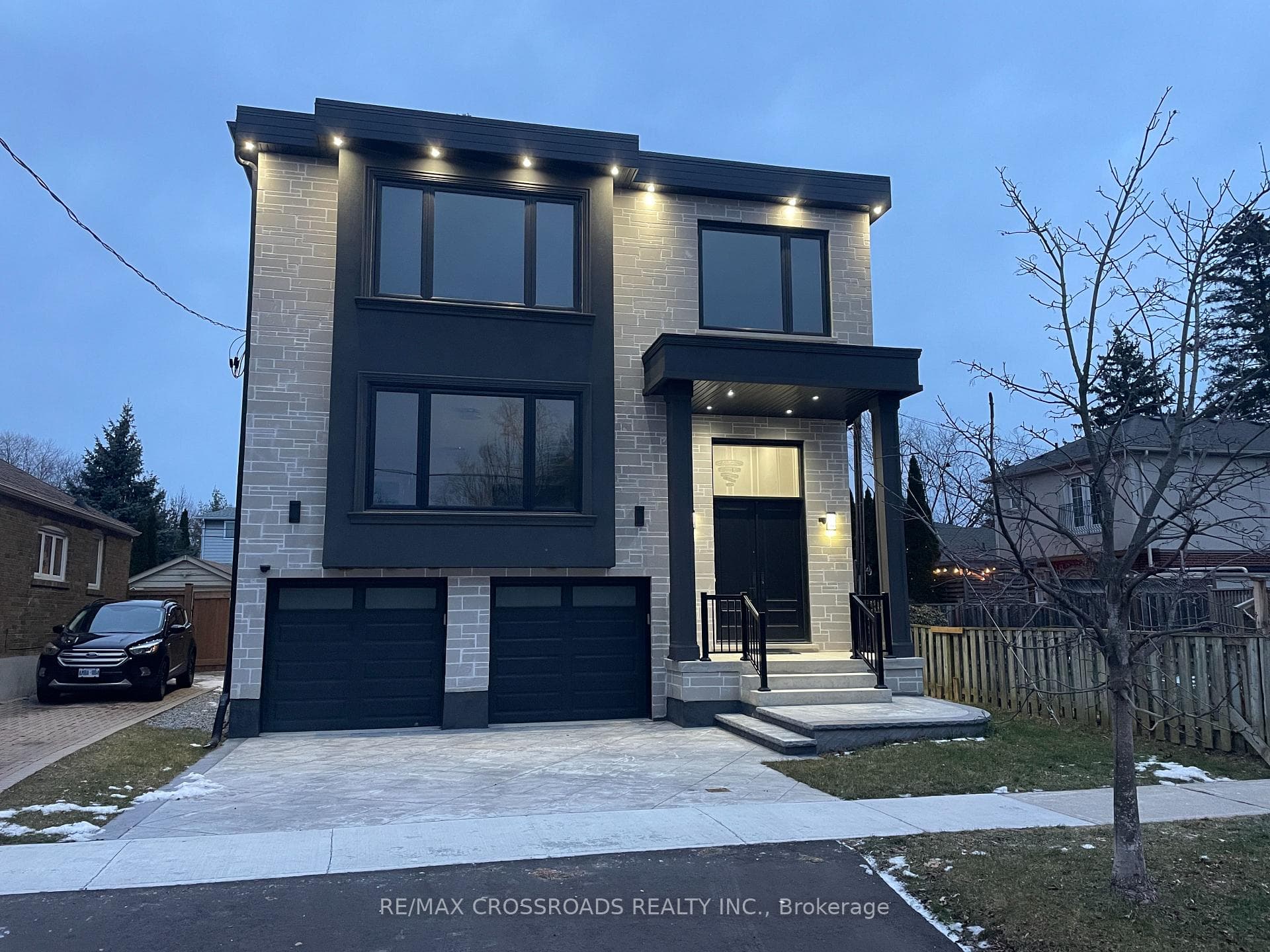 61 Bertha Avenue, Dorset Park / Kennedy Park, ON M1L 3M3 - Photo 1