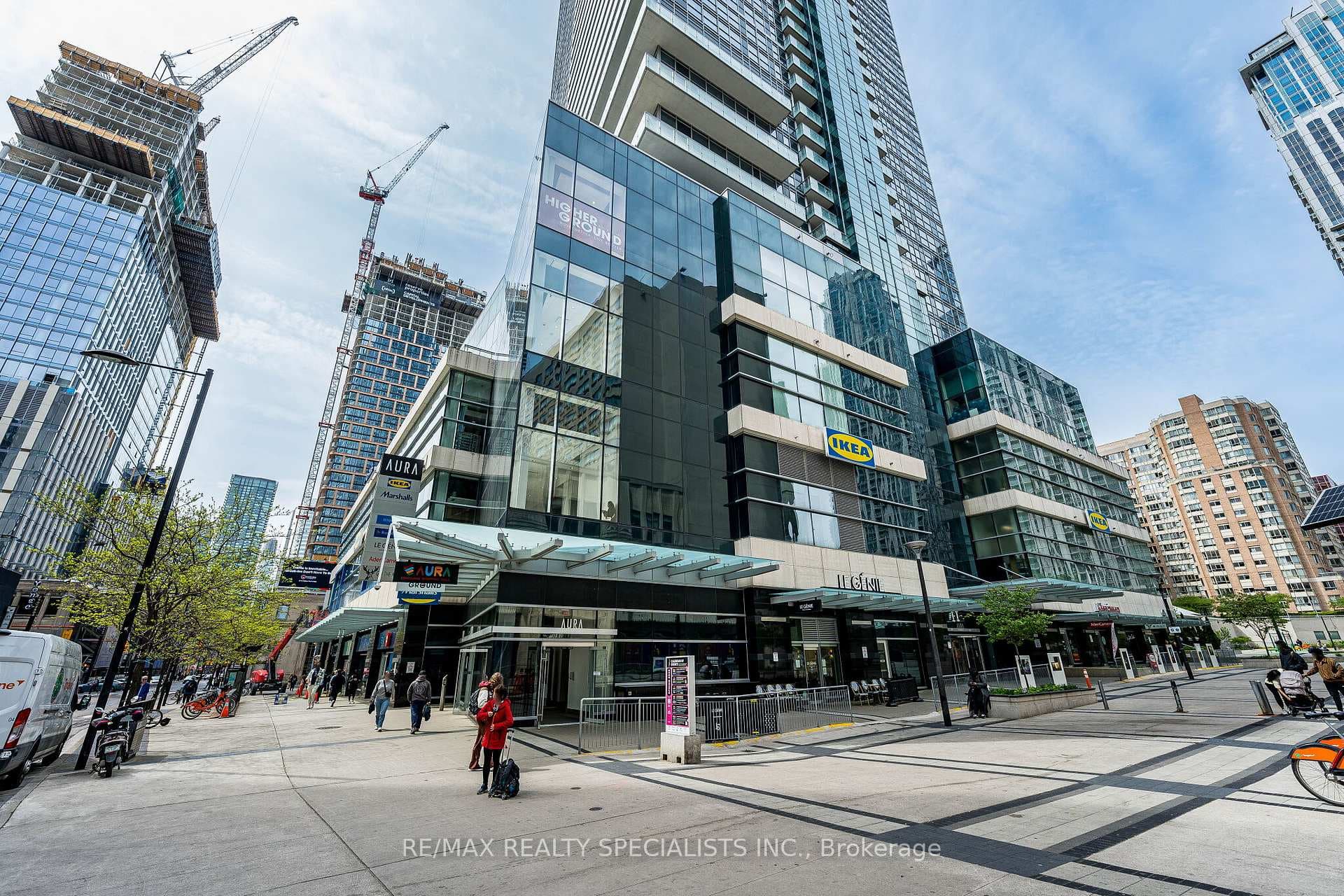388 Yonge Street Unit 7105, Toronto C01