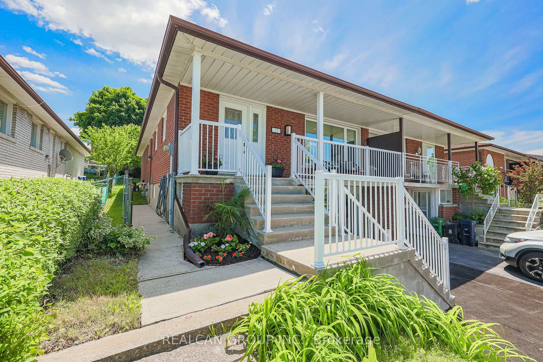 17 Sepia Drive, Toronto C15