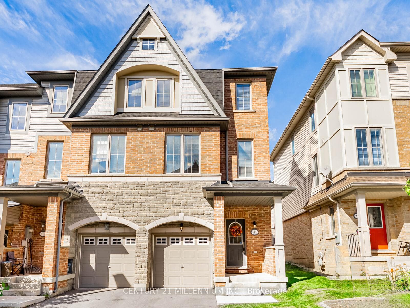111 Cedar Lake Crescent, Brampton, ON L6Y 0R1 - Photo 1