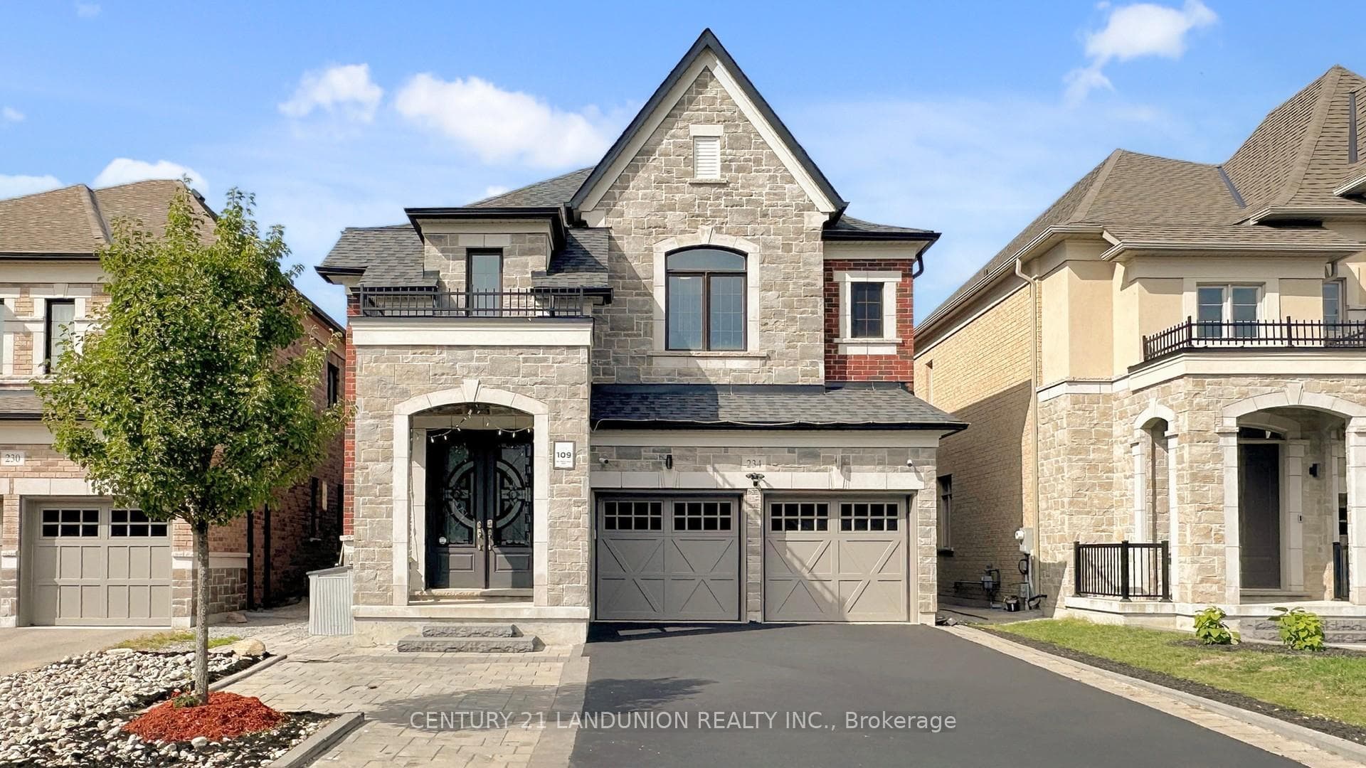 234 Touch Gold Crescent, Aurora, ON L4G 3X5 - Photo 1