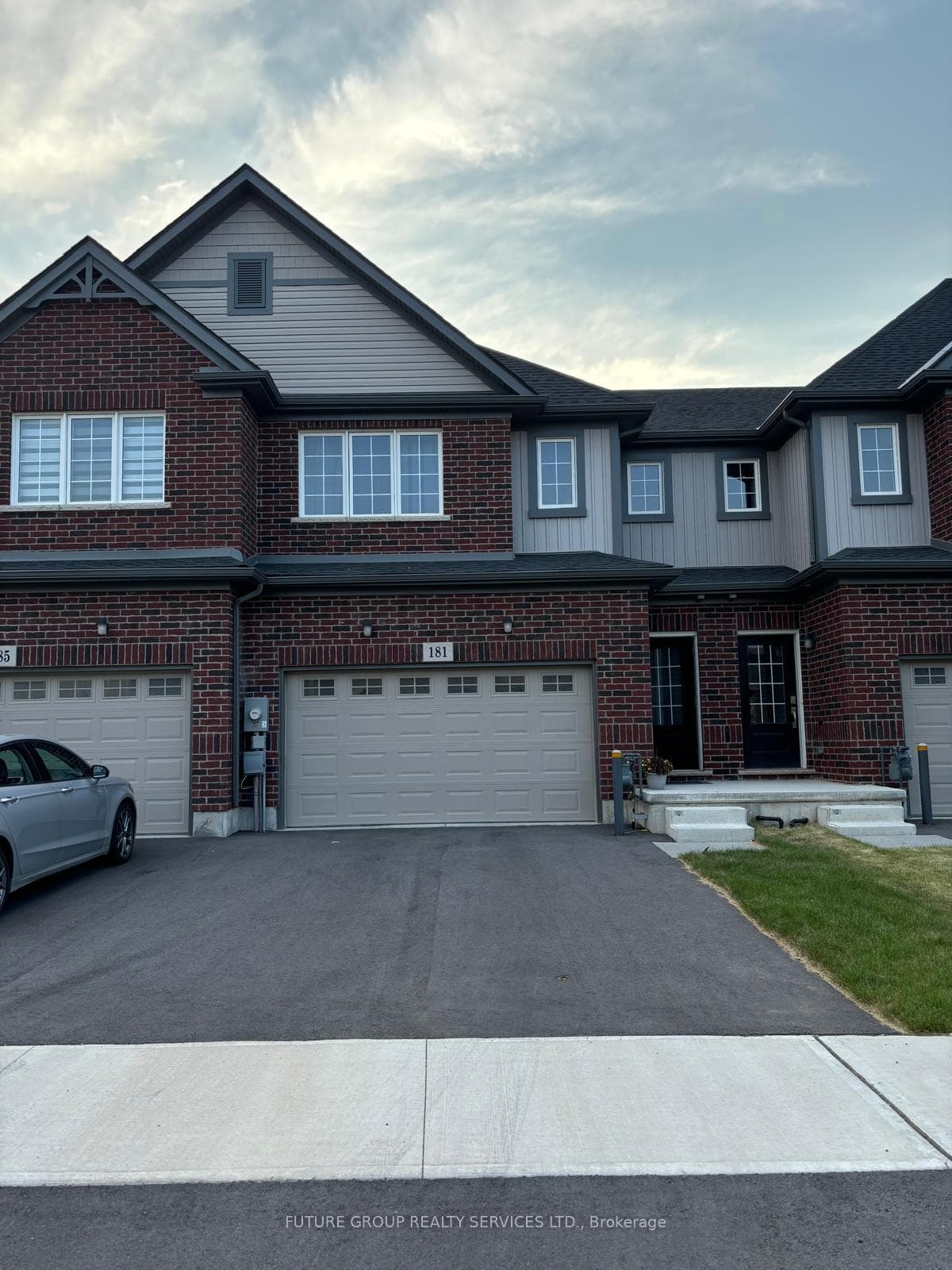 181 BUR OAK Drive, Thorold, ON L2V 0L7 - Photo 1