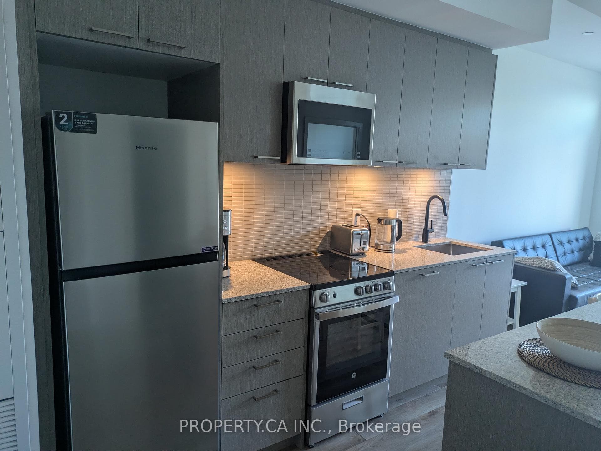 1808 St Clair Avenue Unit 1005, Keelesdale / Eglinton West, ON M6N 0C1 - Photo 1