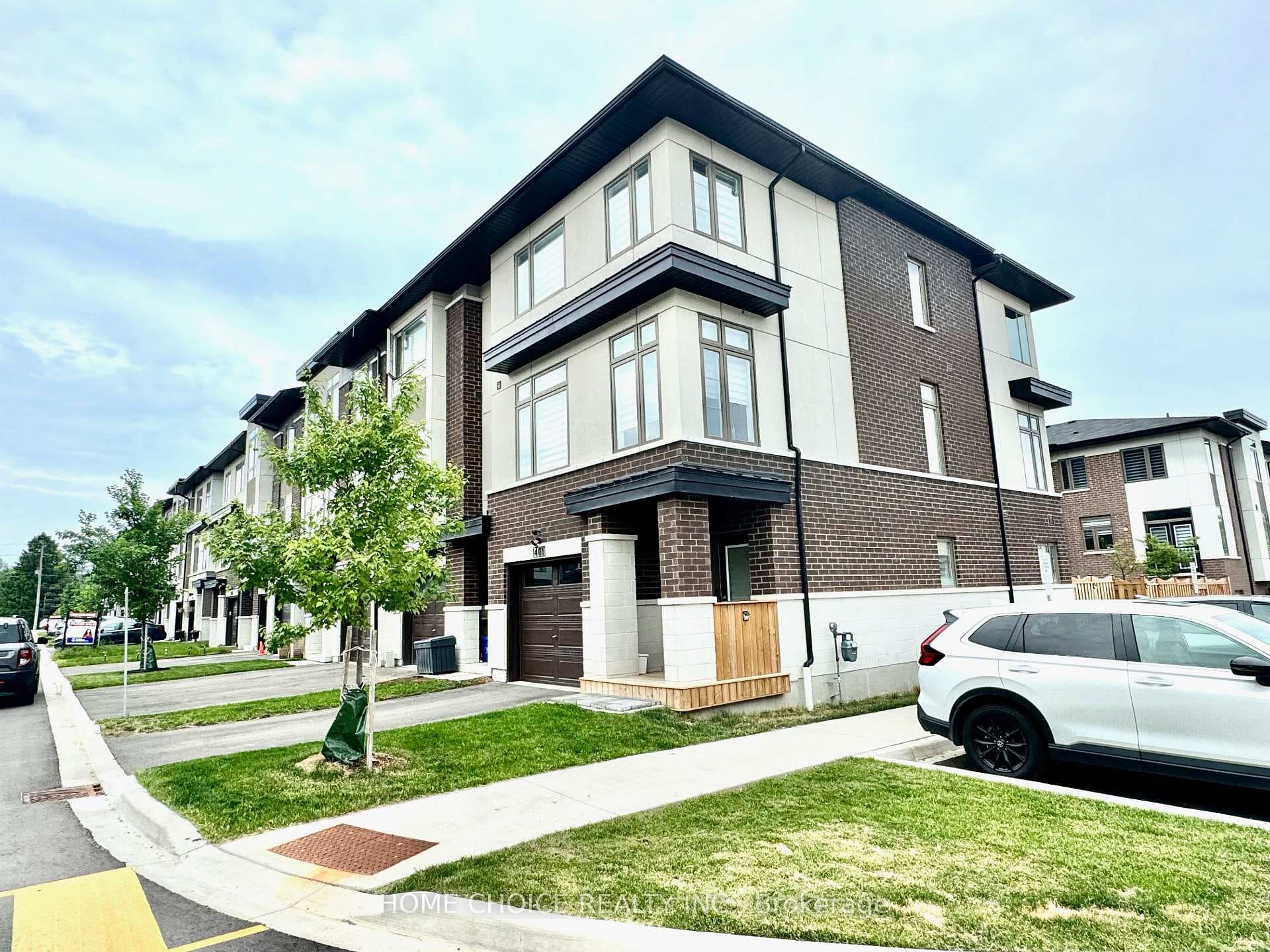 250 Finch Avenue Unit 401, Pickering