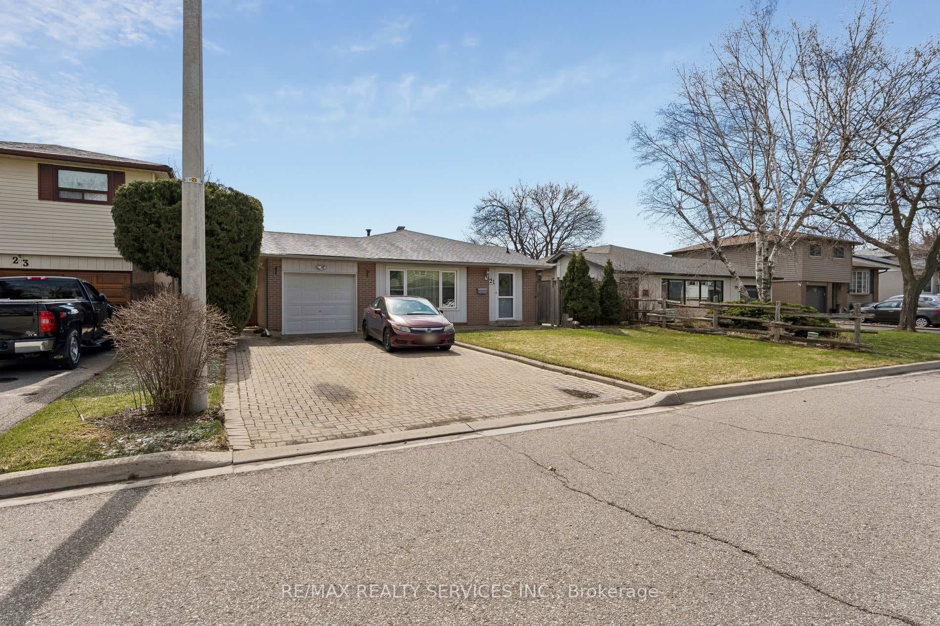 21 Willis Drive, Brampton, ON L6W 1A8 - Photo 1