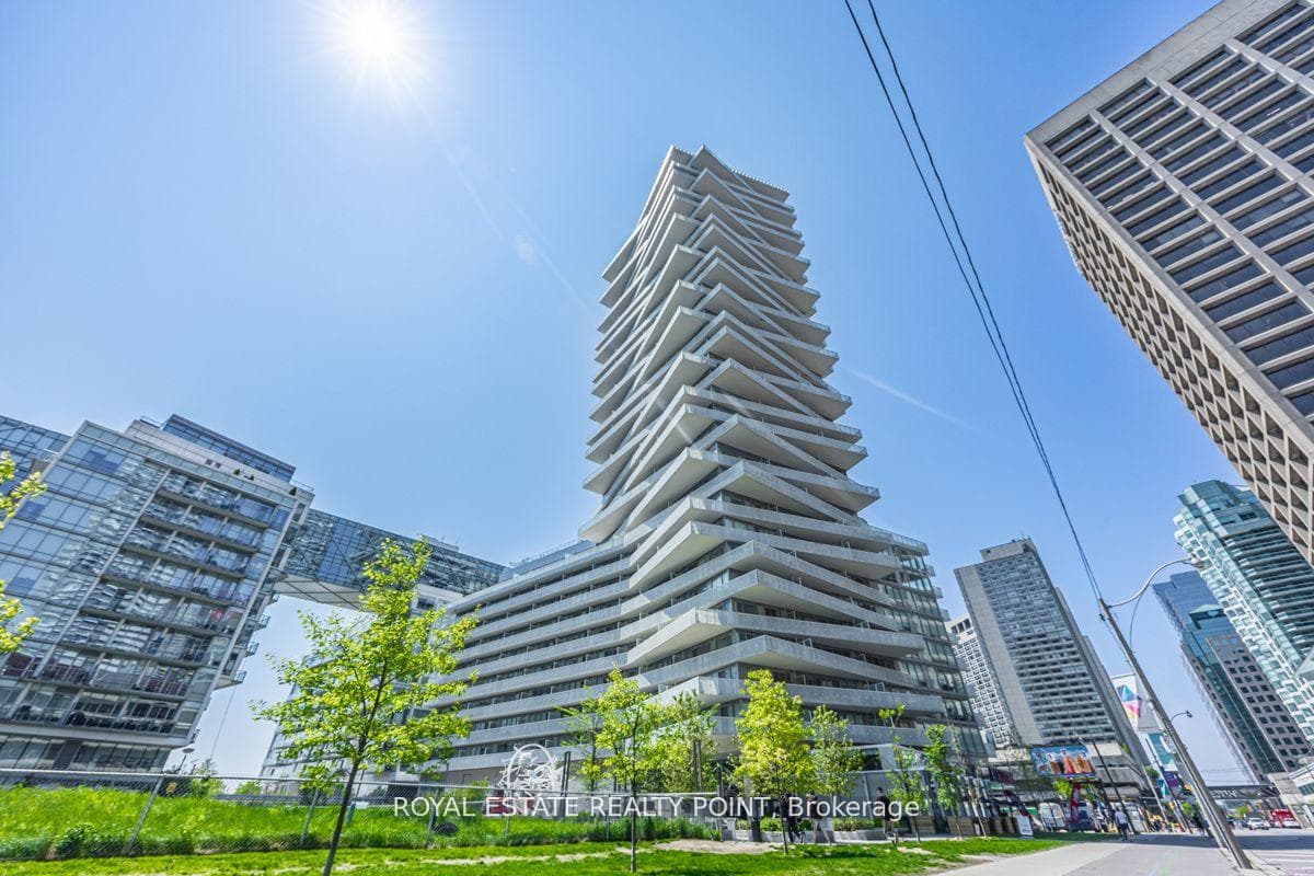 15 Queens Quay Unit 509, Downtown Toronto / Waterfront, ON M5E 0A4 - Photo 1