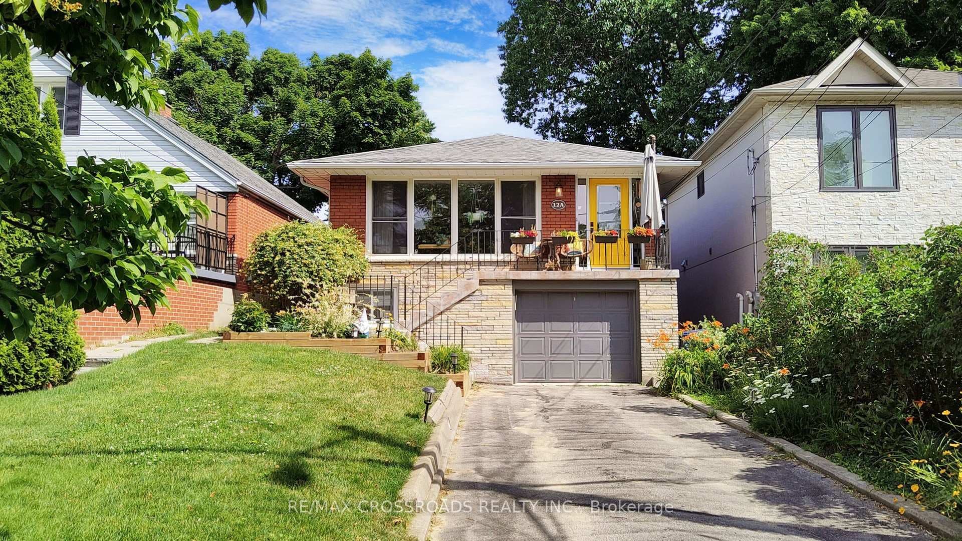 12A Delroy Drive, Corso Italia / Dufferin Grove, ON M8Y 1M7 - Photo 1