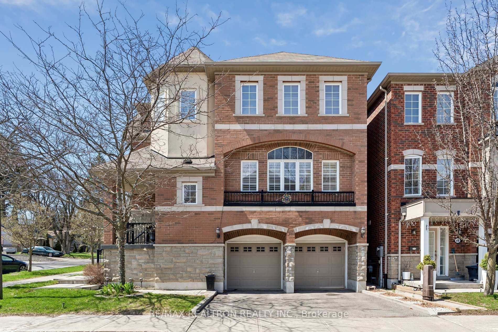 12 Dale Avenue, Scarborough Town Centre, ON M1J 3J5 - Photo 1
