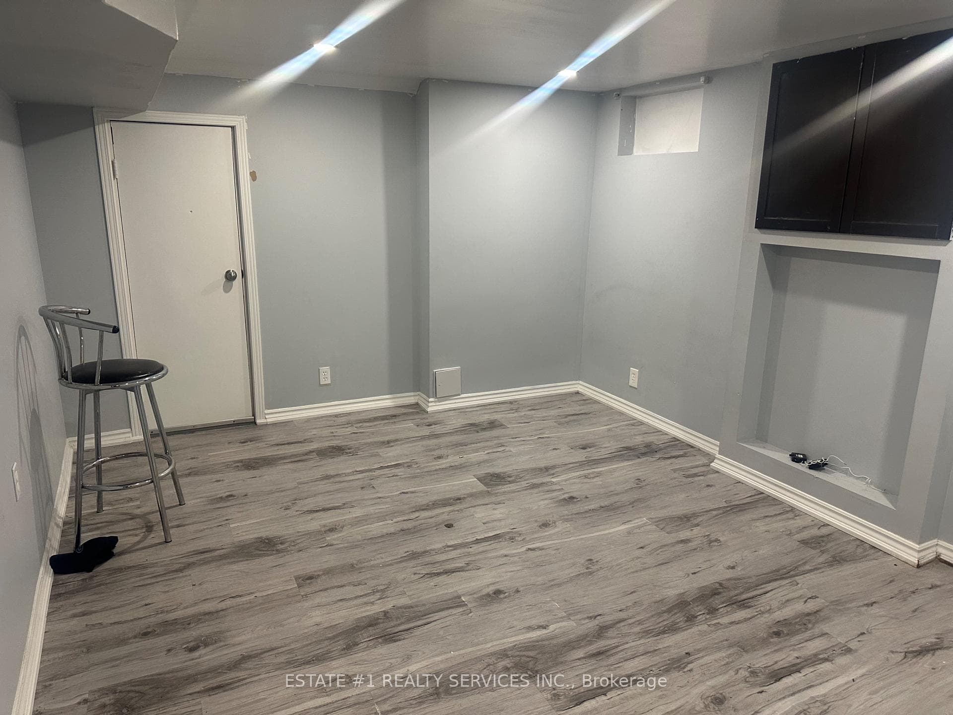 176 Kenneth Avenue, Kitchener, ON N2A 1W2 - Photo 1