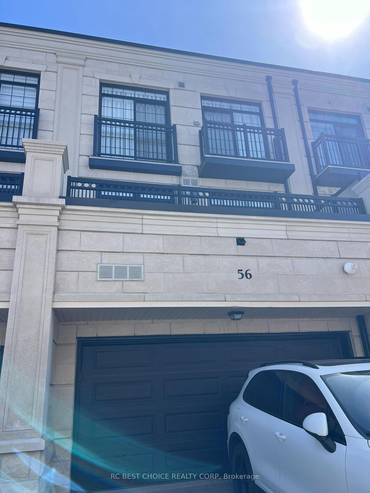 56 Village Parkway, Markham