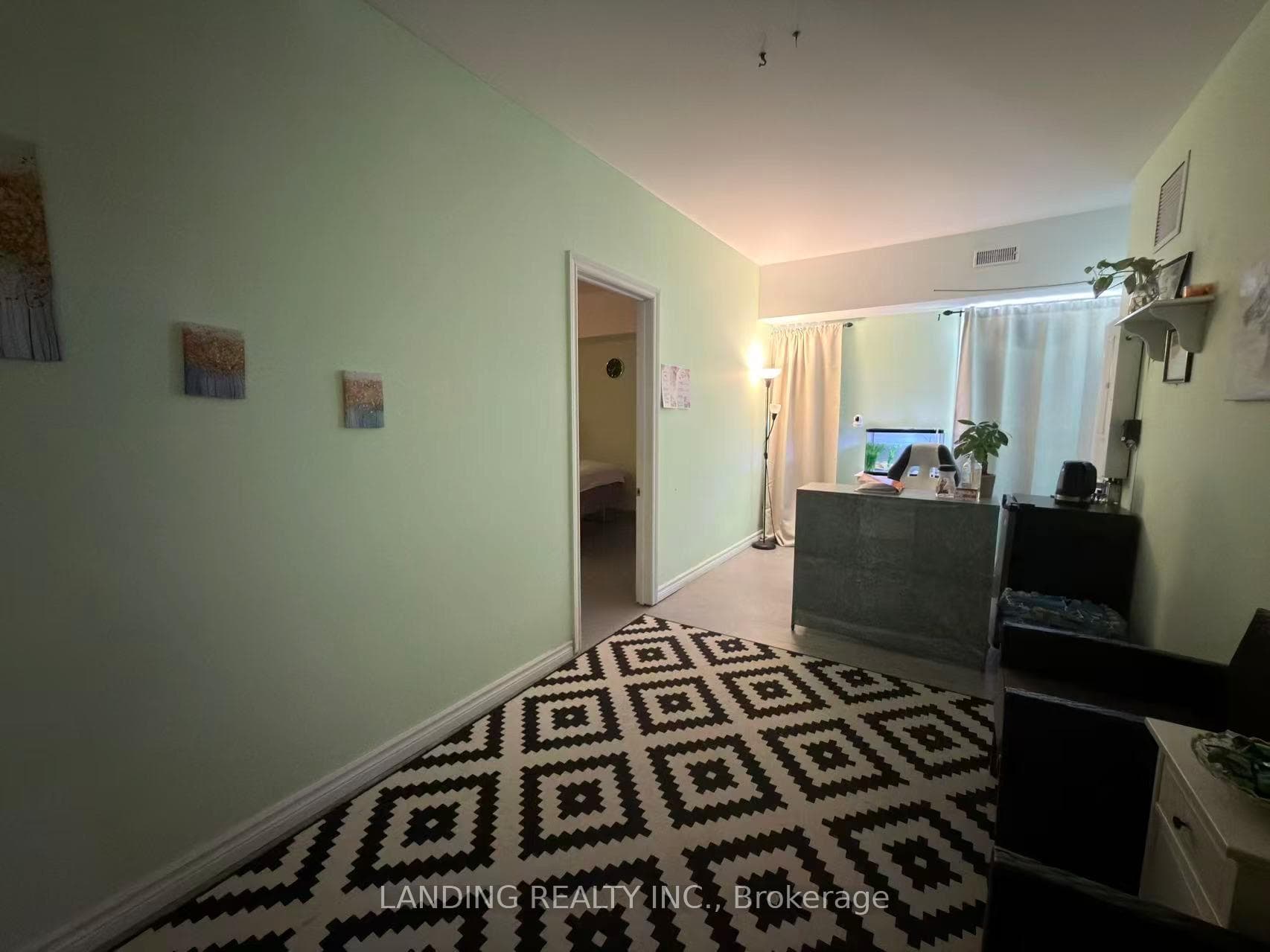 3070B Hurontario Street, Mississauga, ON L5B 1N7 - Photo 1