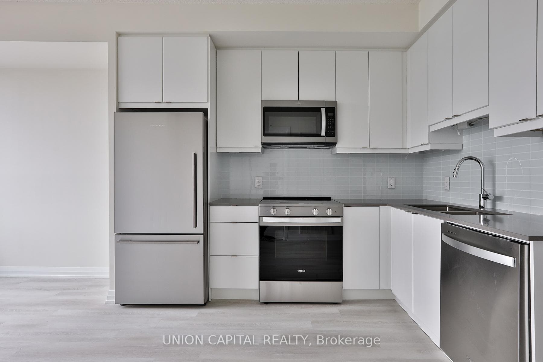 3260 Sheppard Avenue Unit 1801, Scarborough Village / Eglinton East, ON M1T 0B5 - Photo 1