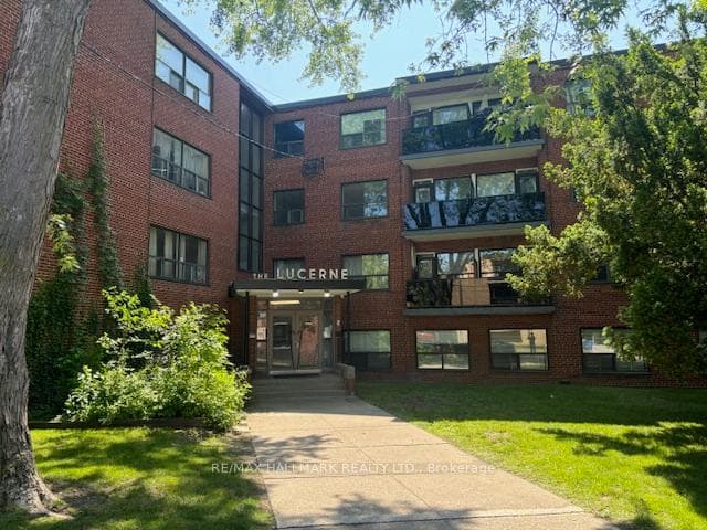 2 Newholm Road Unit B1, Corso Italia / Dufferin Grove, ON M8Y 3M4 - Photo 1