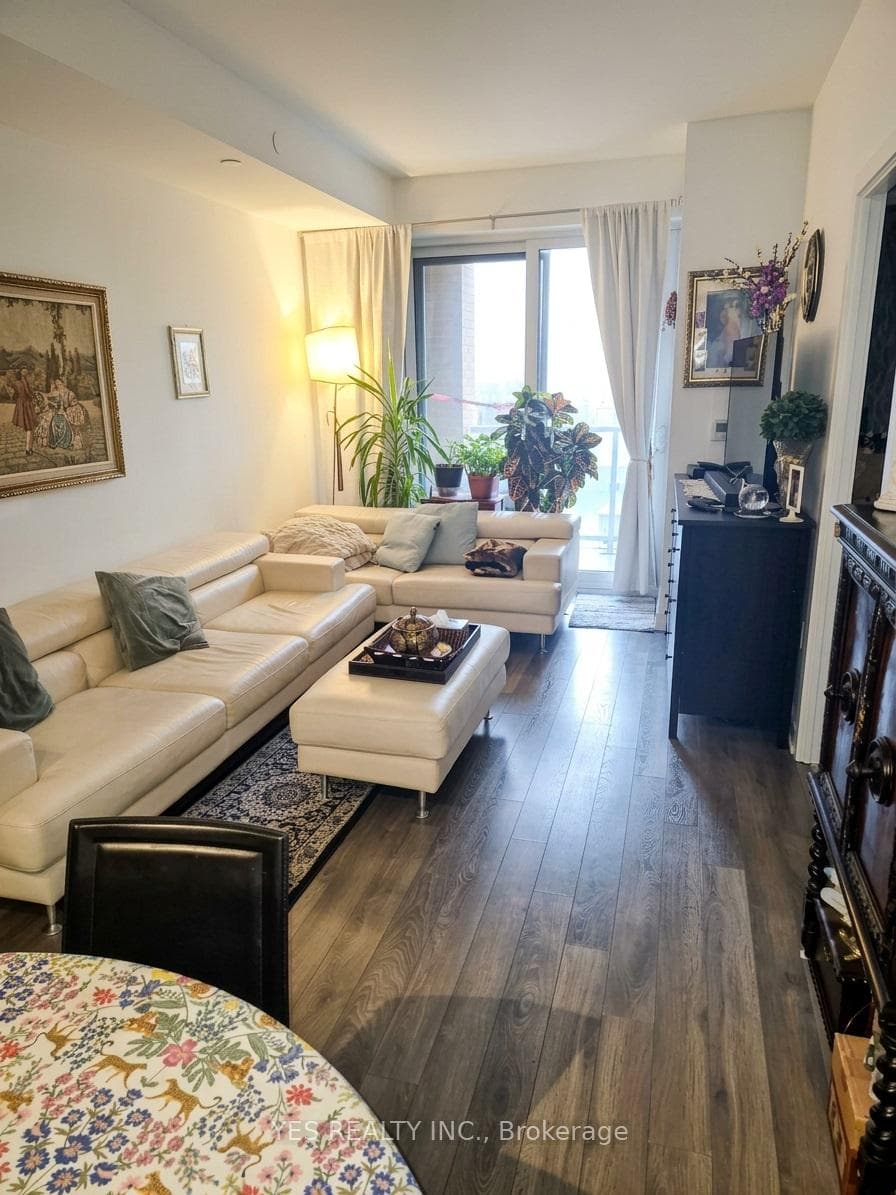 100 Eagle Rock Way Unit 513, Vaughan, ON L6A 5B9 - Photo 1