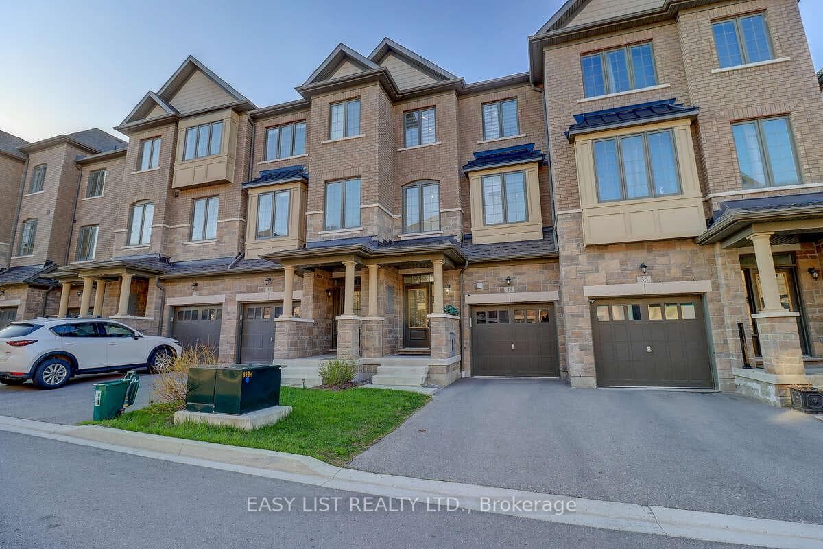 38 Hallmark Way, Whitby, ON L1P 0K2 - Photo 1