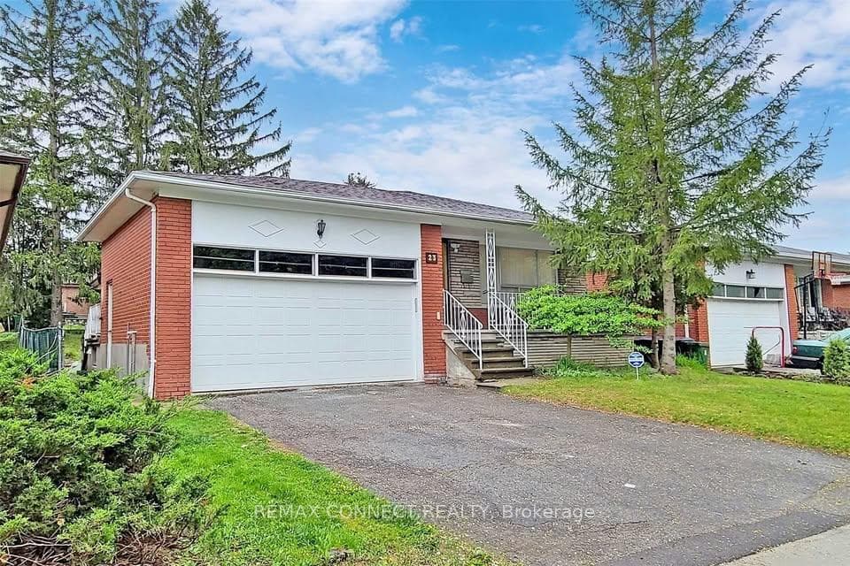 23 Chalet Road Unit Upper, Hillcrest Village / Bayview Village, ON M2J 3V3 - Photo 1