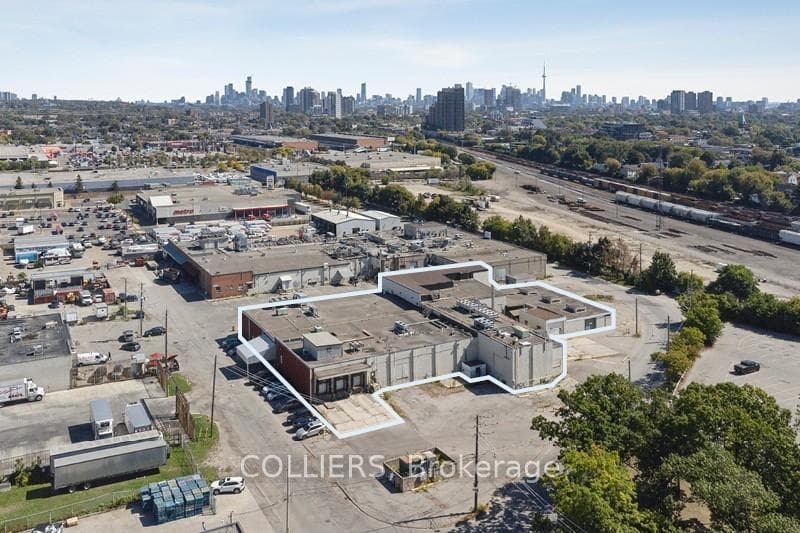 109 Ryding Avenue, Bloor West Village / Swansea, ON M6N 1H3 - Photo 1
