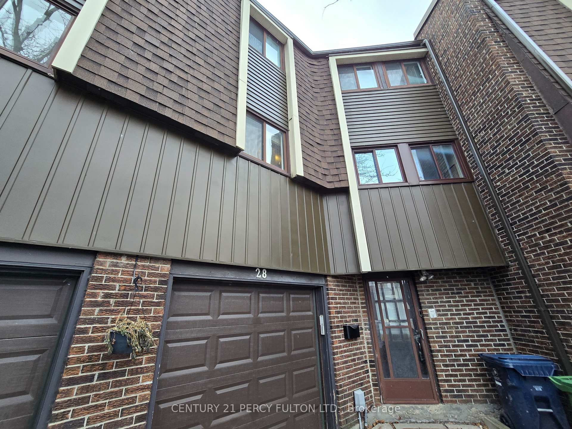 28 Spire Hillway N/A, Hillcrest Village / Bayview Village, ON M2H 3A4 - Photo 1