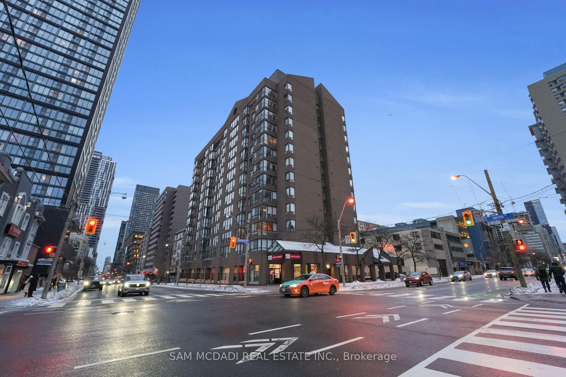 117 Gerrard Street Unit 613, Regent Park / Cabbagetown / St. James Town, ON M5B 2L4 - Photo 1