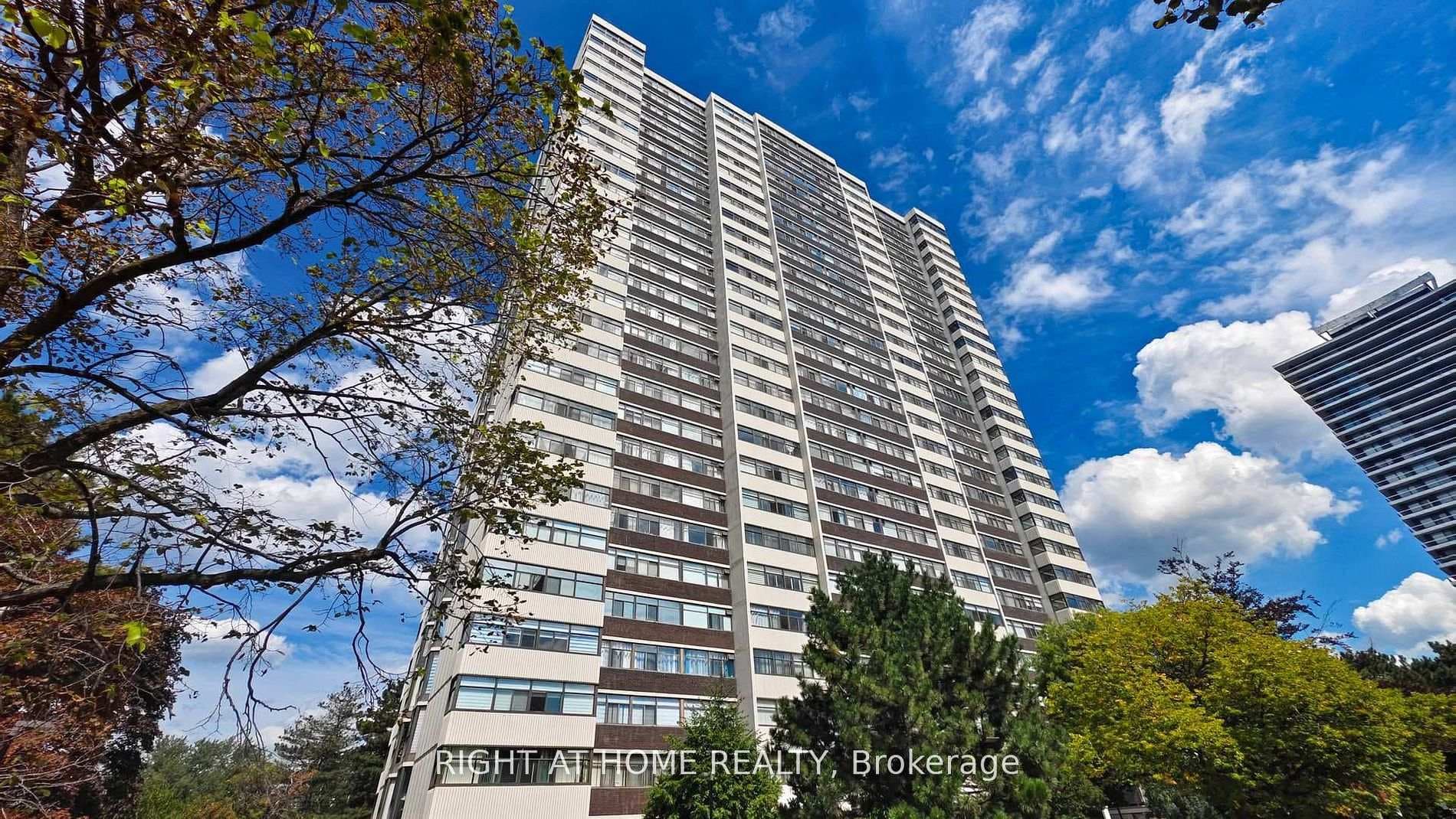 100 Antibes Drive Unit 705, Thornhill / Willowdale, ON M2R 3N1 - Photo 1